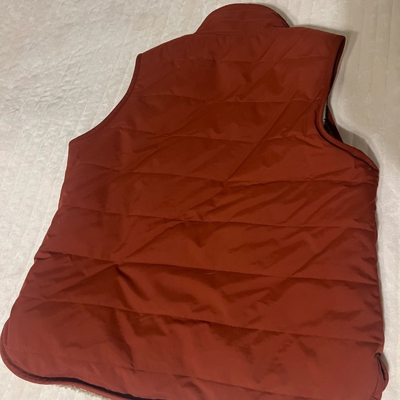 Carhartt burnt orange  Quilted Vest - Picture 2 of 5
